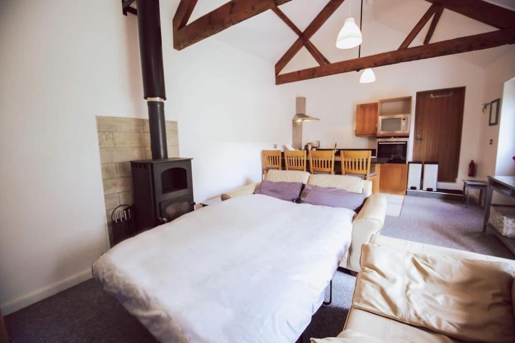 Cosy Cottage On Banks Of River Wye Foy ภายนอก รูปภาพ