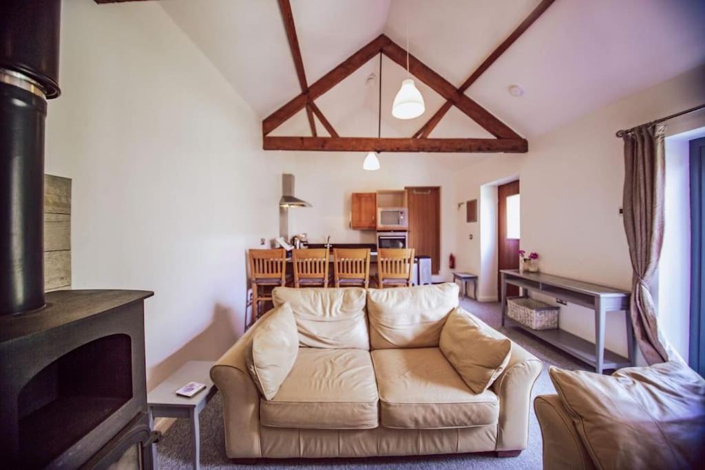 Cosy Cottage On Banks Of River Wye Foy ภายนอก รูปภาพ